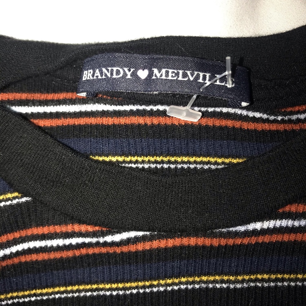 BRANDY MELVILLE SANTANA TOP